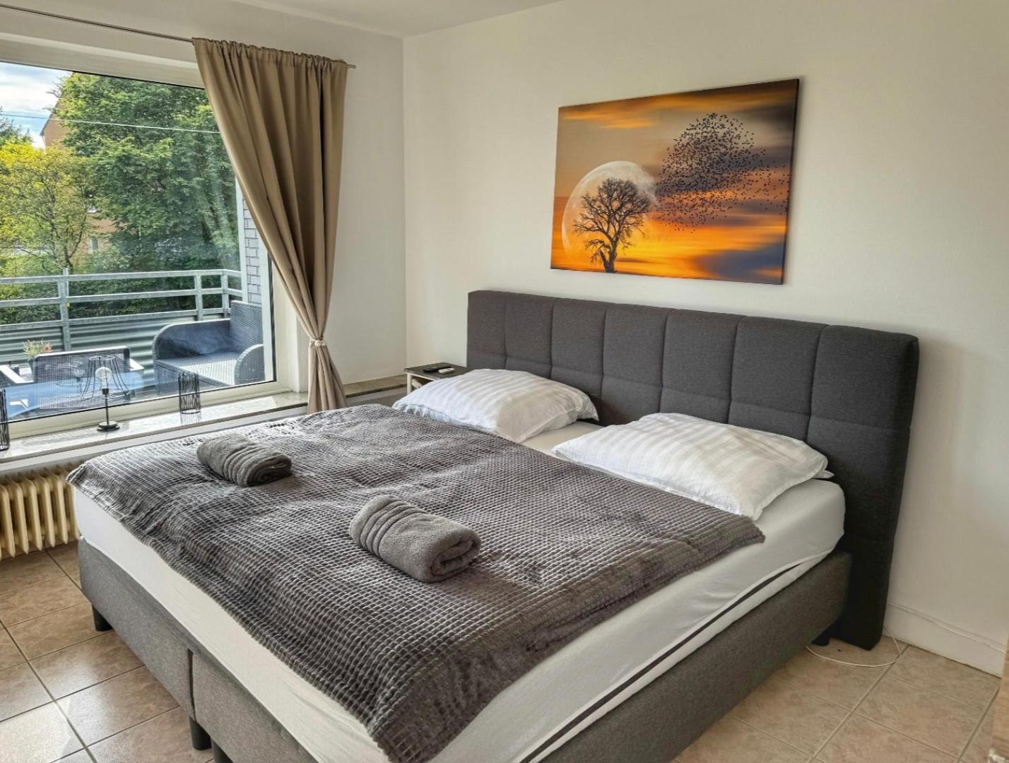 3 Zimmer Apartment Mit Balkon Wuppertal Luaran gambar