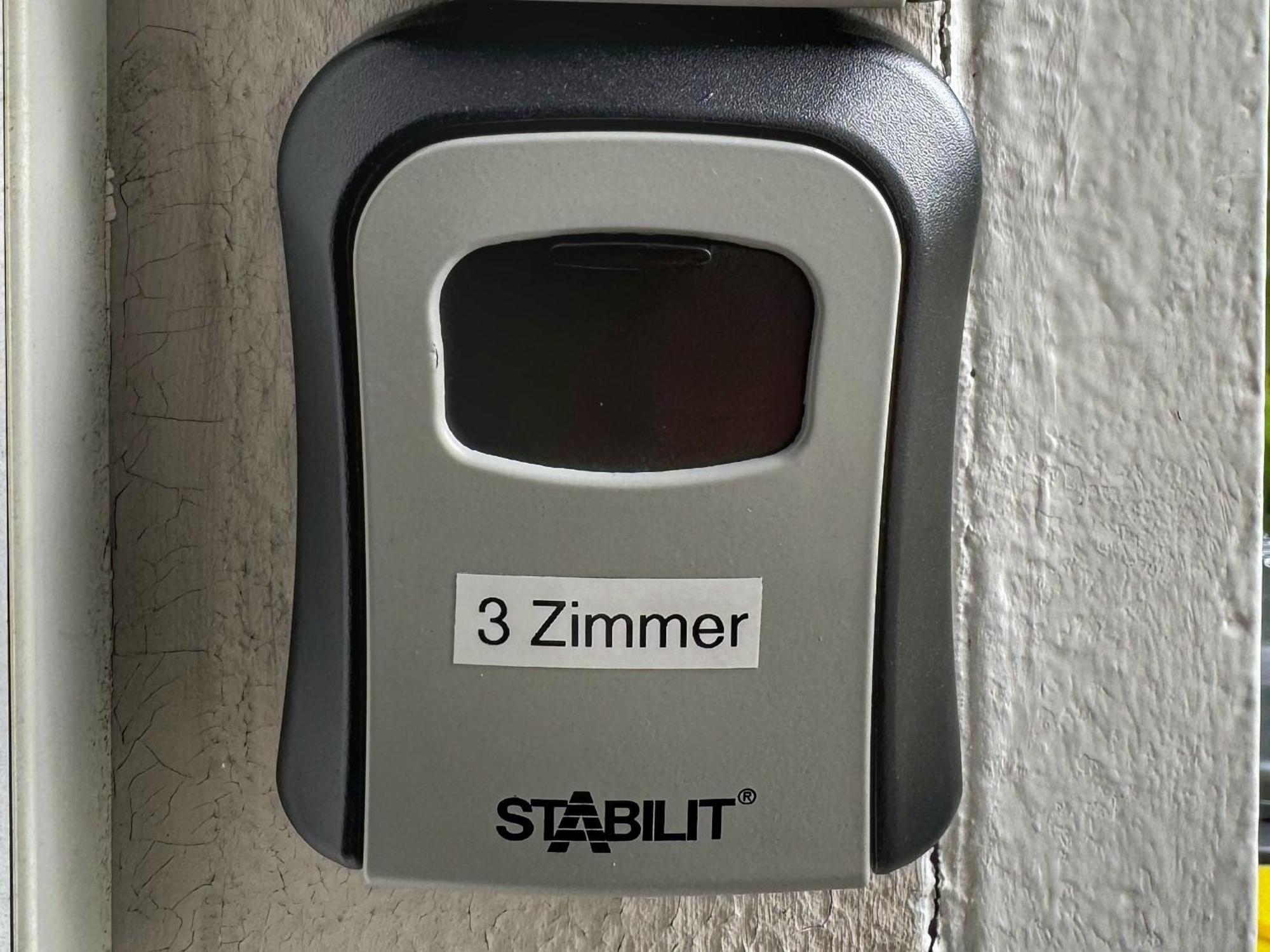 3 Zimmer Apartment Mit Balkon Wuppertal Luaran gambar